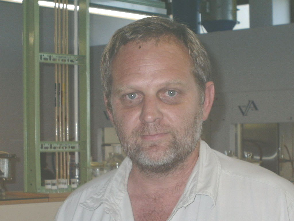 Professor Dr. Gert Kruger